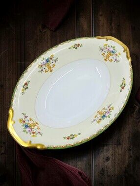 Meito Hand Painted Oval Vegetable Serving  Bowl Gold Handles Floral Bouquet